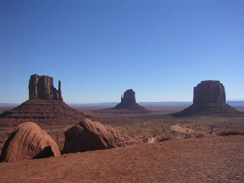12 Monument Valley